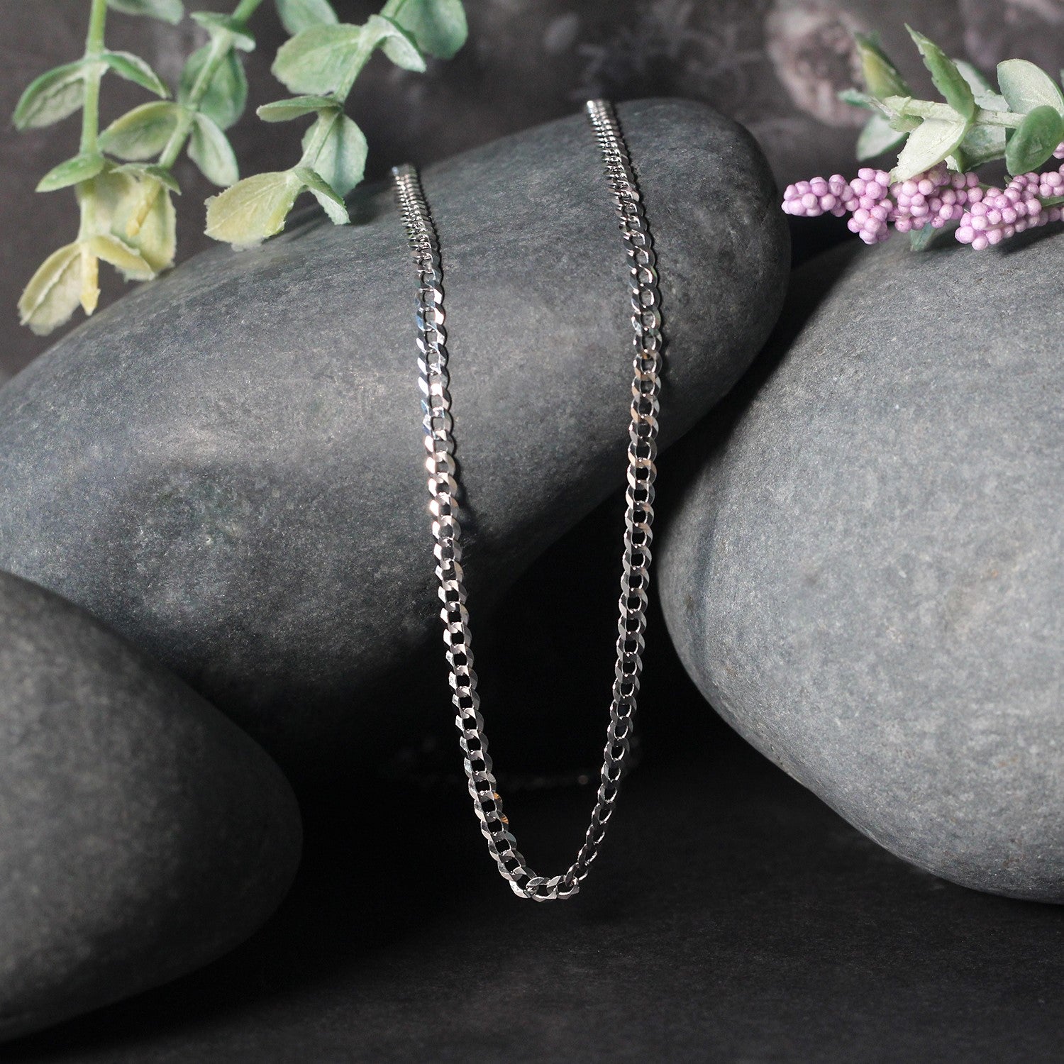 Chaîne gourmette en or blanc massif 14 carats (2,60 mm)