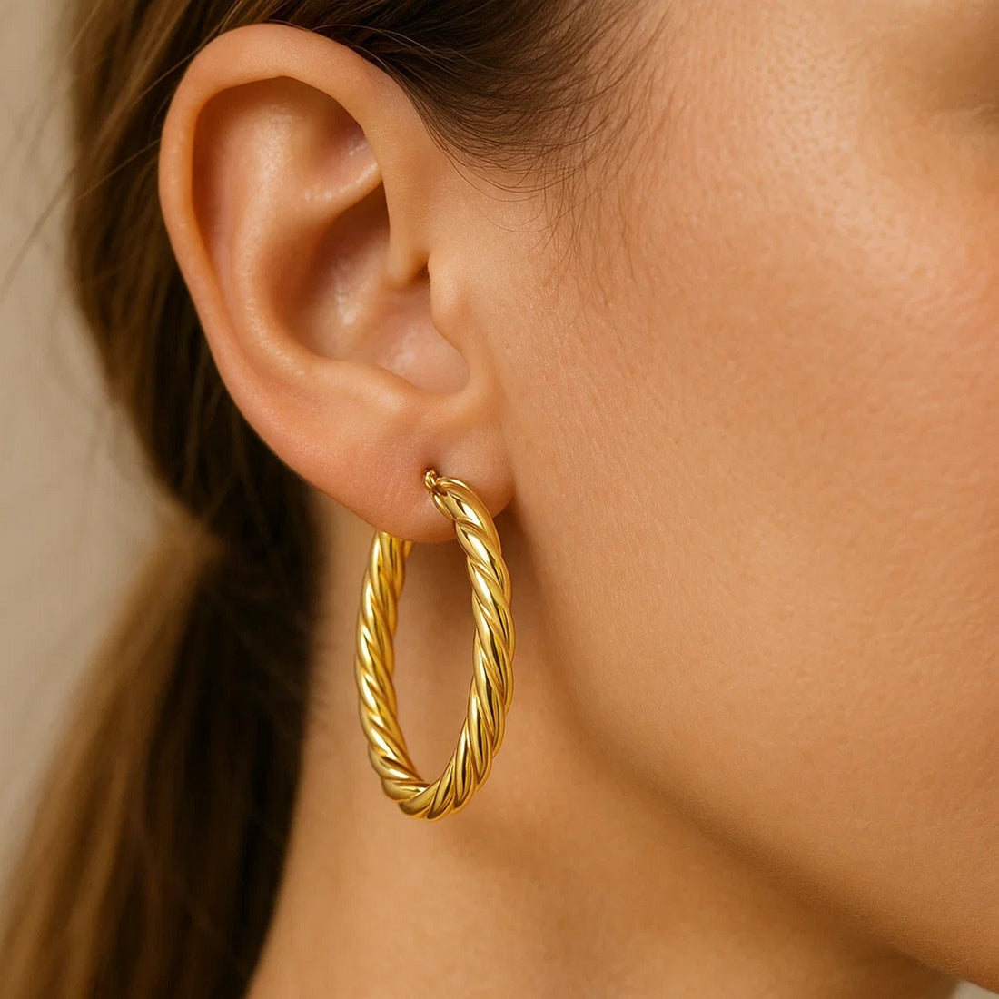 14k Yellow Gold Twisted Cable Oval Hoop Earrings
