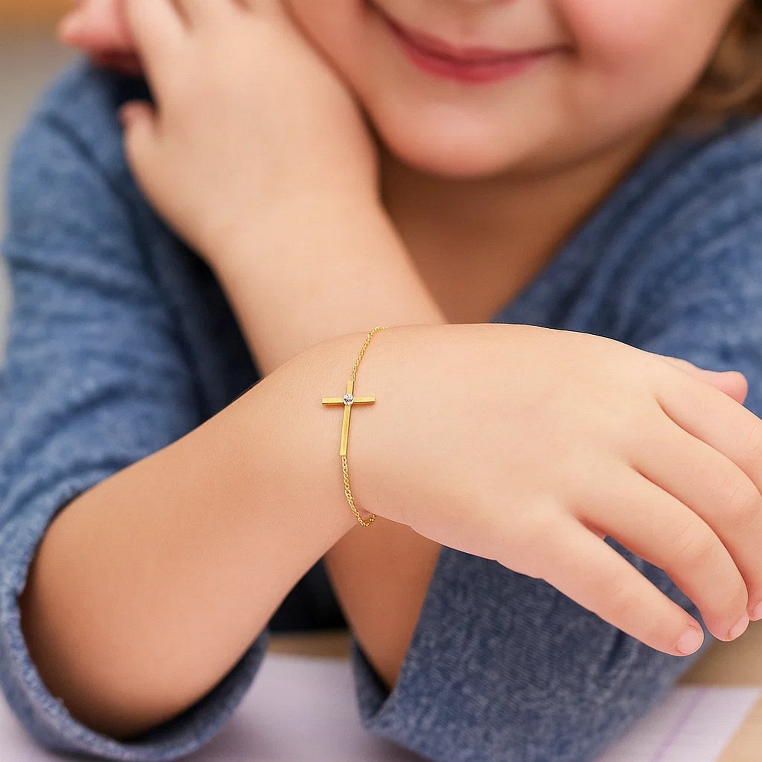 14k Yellow Gold 5 1/2 inch Childrens Bracelet with Cross (1.00 mm)