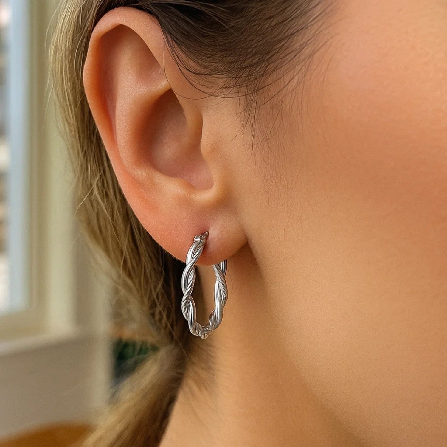 Sterling zilveren ovale oorbellen met gevlochten diamant (4x22 mm)