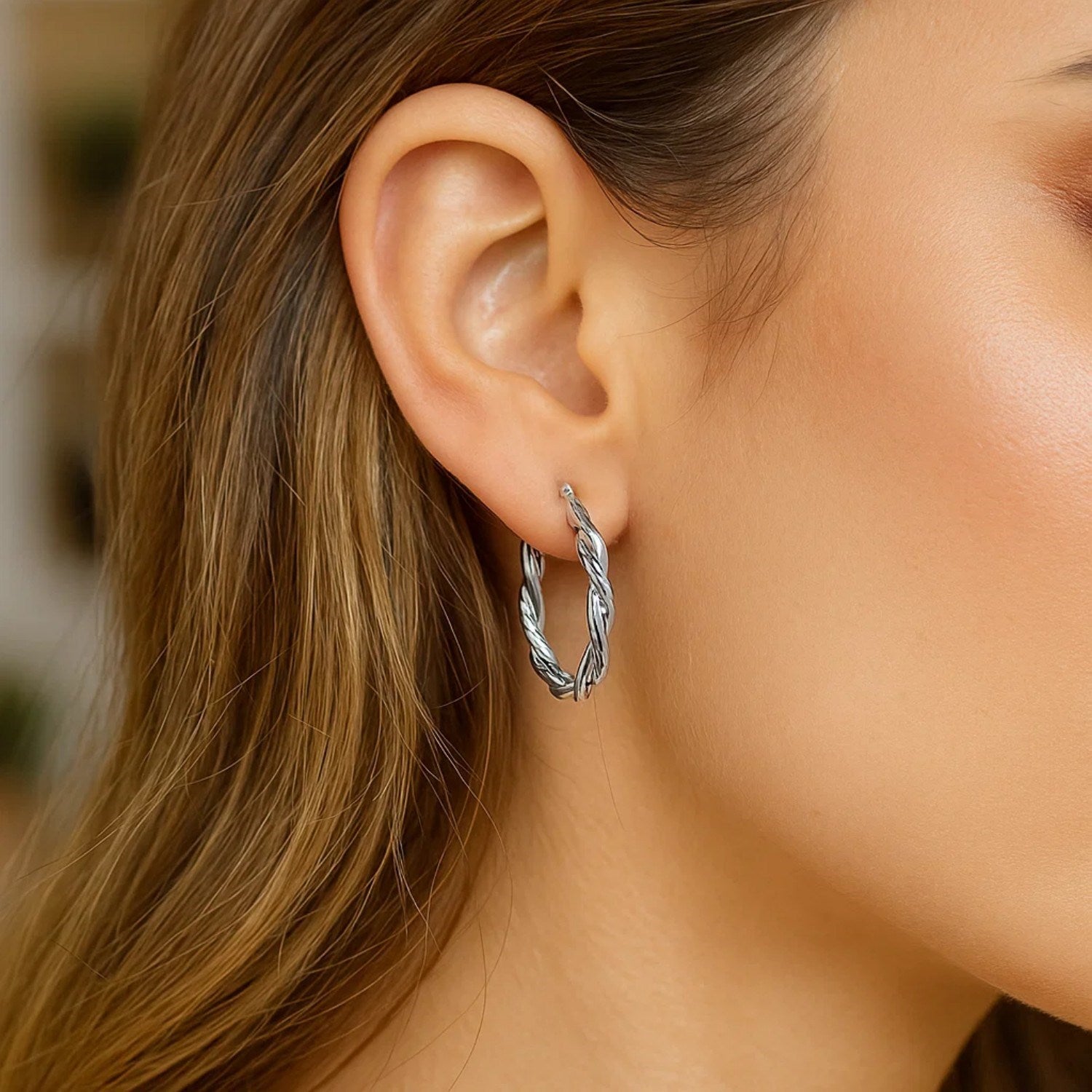 Sterling zilveren ovale oorbellen met gevlochten diamant (4x22 mm)