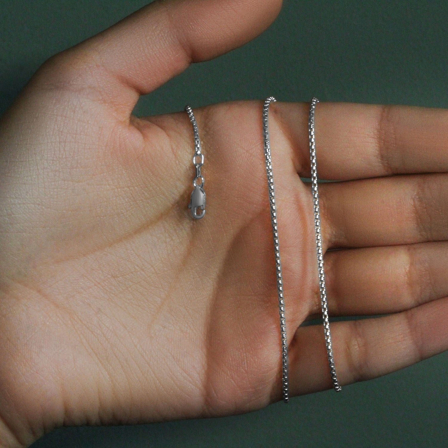 Chaîne à maillons ronds en or blanc 14 carats (1,3 mm)