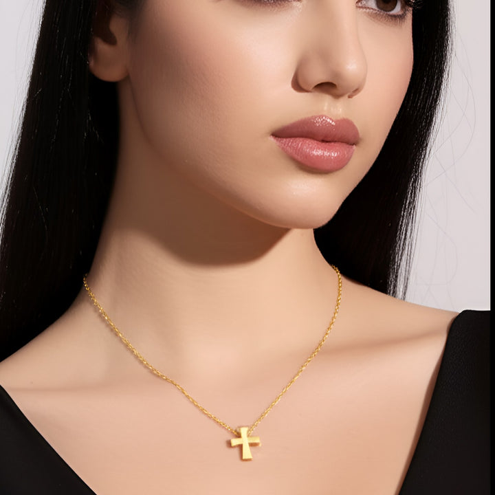 Pendentif croix en or jaune 14 carats