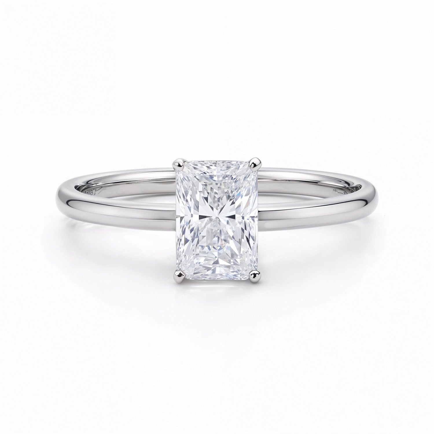 1 Carat Radiant Lab Grown IGI G/VS1 Diamond Solitaire Ring in 14K White Gold