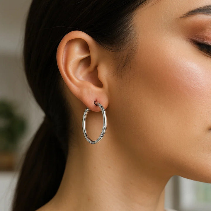 Boucles d'oreilles créoles en argent sterling avec plaquage rhodium poli (3 x 30 mm)