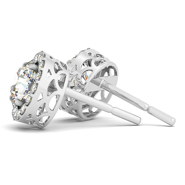 Boucles d'oreilles en or blanc 14 carats serties de diamants ronds à quatre griffes et sertis d'un halo (1 1/6 carat au total)