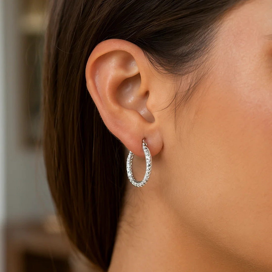 Sterling zilveren oorbellen met facetten en rhodium afwerking (3x20mm)