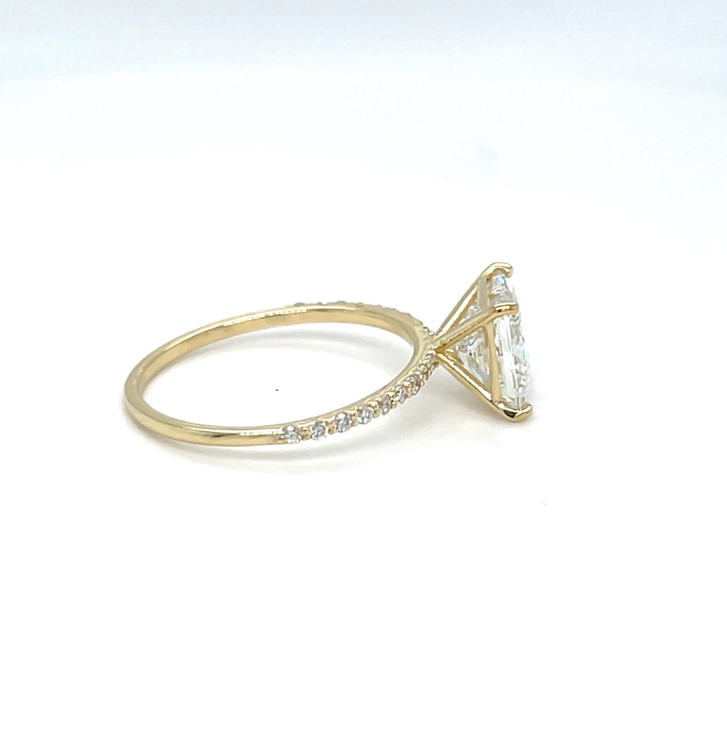 14 karaat geelgouden solitaire ring met 1,88 ct Princess Cut lab-grown diamant – IGI gecertificeerd