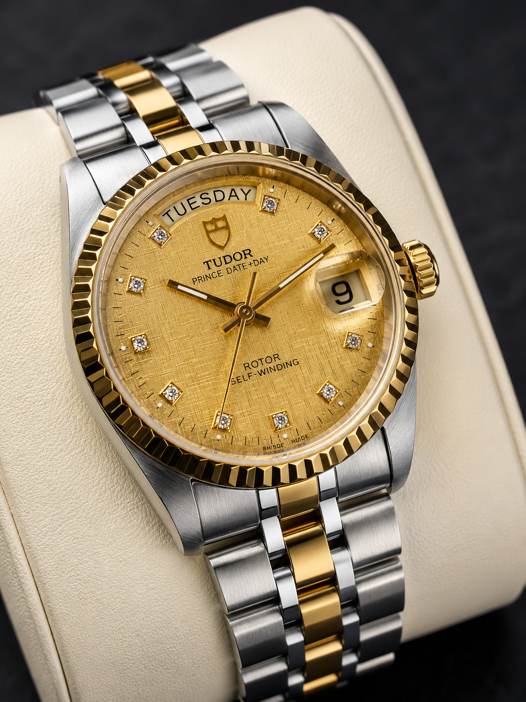 Tudor Prince Date+Day 36 mm – Ref. 76213 – Diamond Linen Dial – Vintage